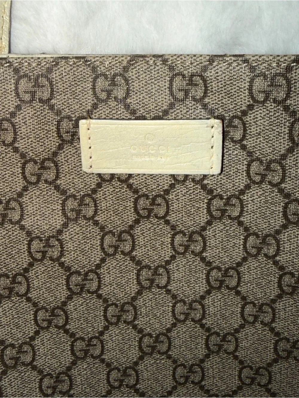 Gucci GG Canvas‎ Supreme Flat Tote